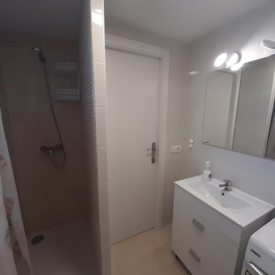 Glamour Alhambra Rincon De Loix Benidorm-sea View-free Parking, Wi-fi, Pool, New Air Conditioning Appartement